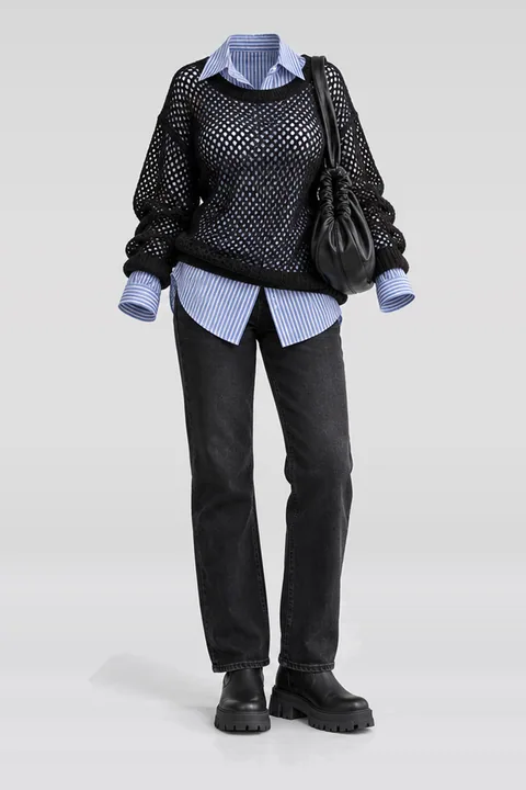 Blue shirt black mesh knit jeans